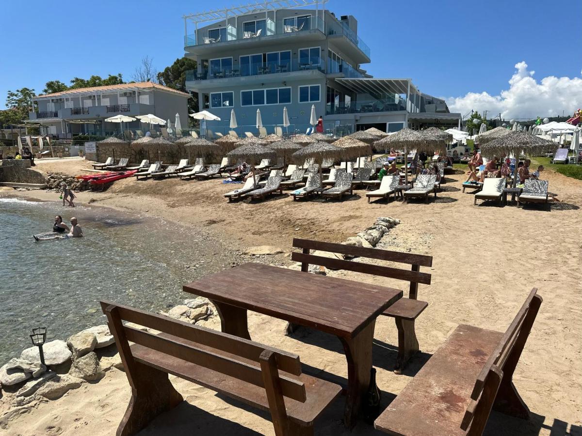 Golden Coast Resort Kypseli Exteriör bild