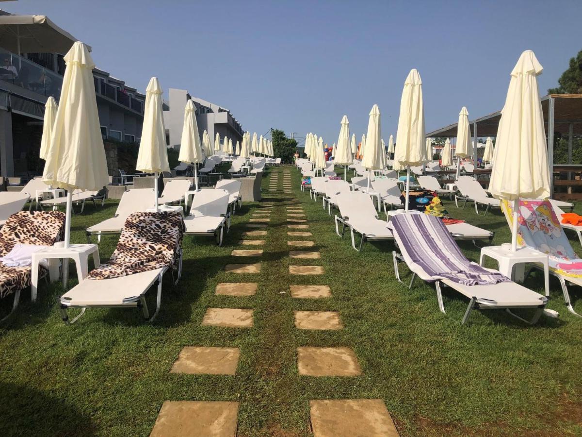 Golden Coast Resort Kypseli Exteriör bild